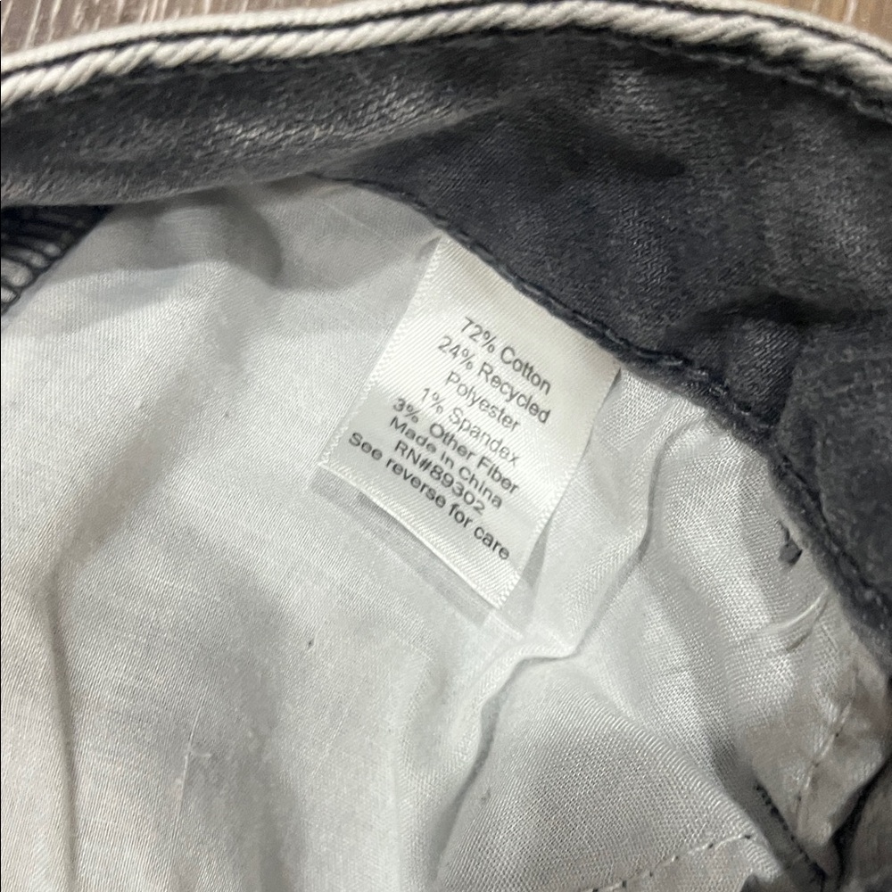 SO Women's Distressed Black Skinny Jeans - Picture 3 of 7